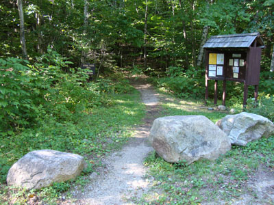 Signal Ridge Trail trailhead on Sawyer River Road