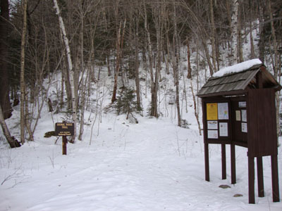 Signal Ridge Trail trailhead on Sawyer River Road