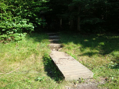 The Edmands Path trailhead