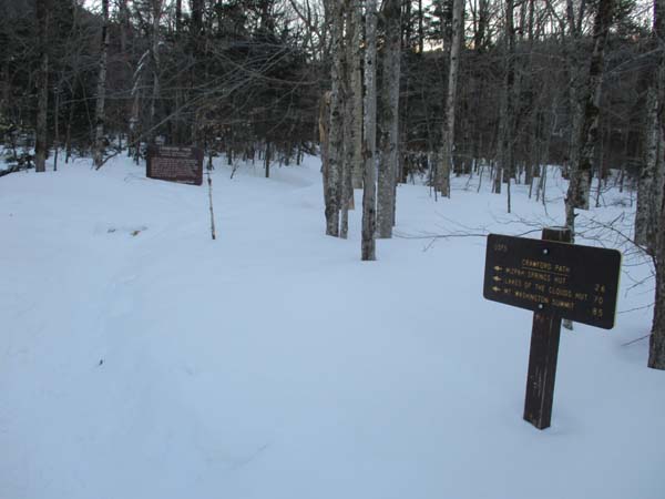 The Crawford Path trailhead