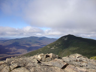 Looking at the Kinsmans and Mt. Liberty from the Mt. Flume summit - Click to enlarge