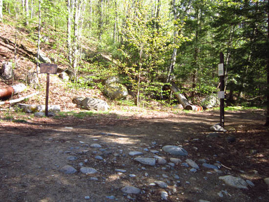 The Lincoln Woods Trail trailhead