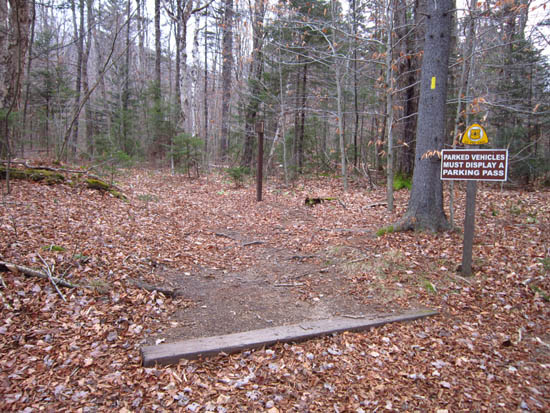Hale Brook Trail trailhead