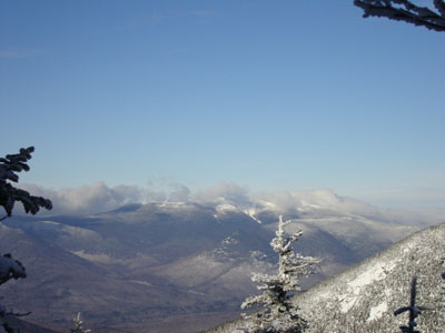The Franconia Ridge as seen from near the South Hancock summit - Click to enlarge