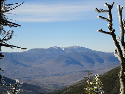 Looking at the Franconia Ridge from near the summit of South Hancock - Click to enlarge