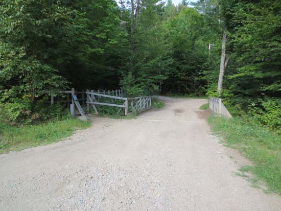 The Red-Blue Trail trailhead at Camp Bell