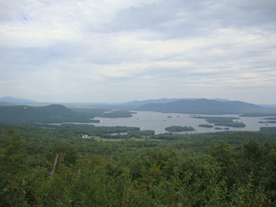 The Rattlesnakes, Squam Lake, and Red Hill as seen from Mt. Livermore - Click to enlarge