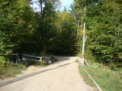 The Red-Blue Trail trailhead at Camp Bell
