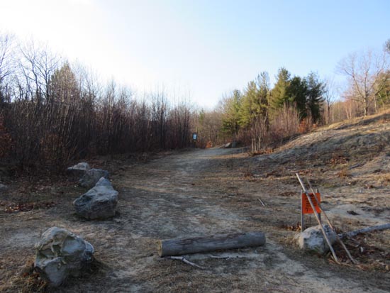 The East Gilford-Fire Road trailhead at the end of Wood Road