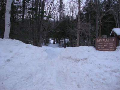 Valley Way Trail trailhead at Appalachia