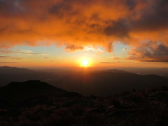 The sunset from the Mt. Monroe summit - Click to enlarge