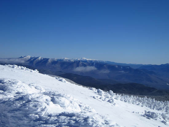 Looking at the Franconia Ridge, Bonds, and Presidentials from Mt. Moosilauke - Click to enlarge