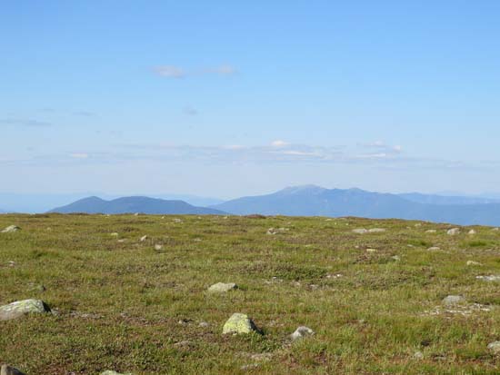 Looking at the Kinsmans and Franconias from the Mt. Moosilauke summit - Click to enlarge