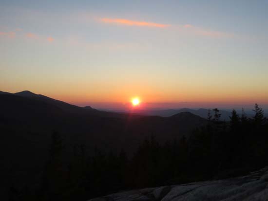 The sunset from the Mt. Oscar ledges - Click to enlarge