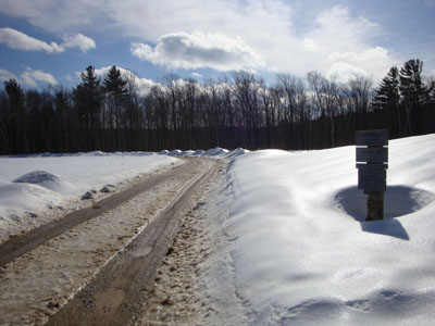 The Dicey Mill Trail trailhead at Ferncroft