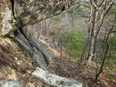 Looking down the southern shoulder of the Middle Peak of Mt. Pawtuckaway