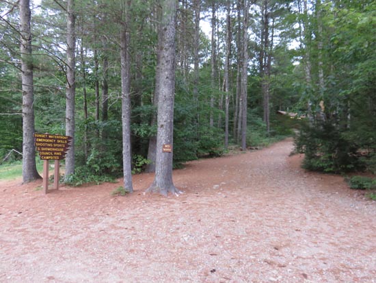 The Yellow Trail trailhead