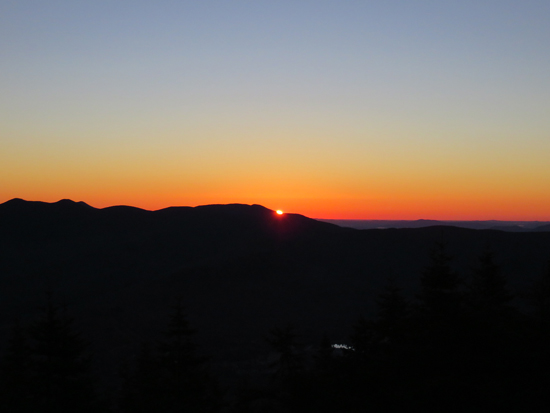 The sunrise from Mt. Tecumseh - Click to enlarge