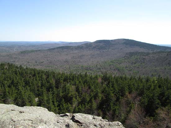 Looking Pack Monadnock from the North Pack cliffs - Click to enlarge