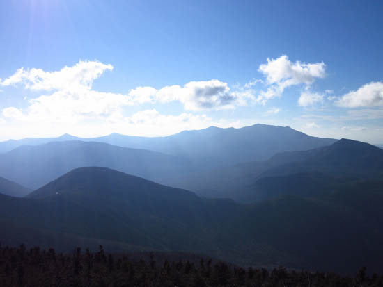 Looking at the Franconia Ridge, Owl's Head, Galehead, and Garfield from near the North Twin summit - Click to enlarge
