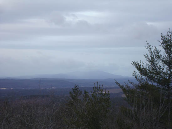 Looking at Kearsarge Mountain from the Oak Hill fire tower - Click to enlarge