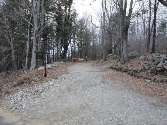 The trailhead on Oak Hill Road