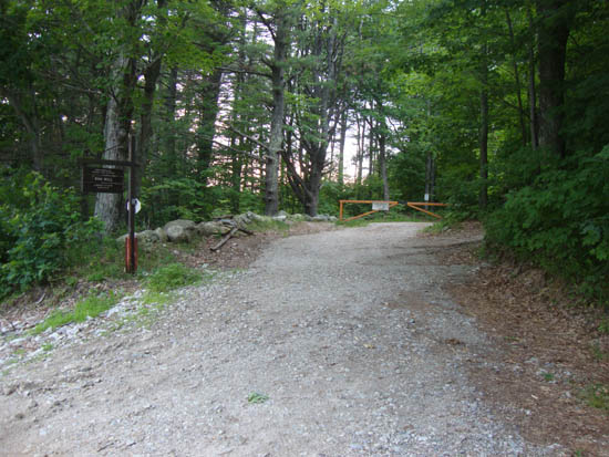 The trailhead on Oak Hill Road