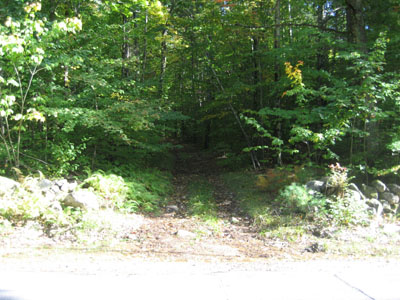Trailhead to Page Hill on Page Hill Road