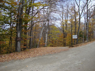 The beginning of Pine Mountain Road off Dolly Copp Road