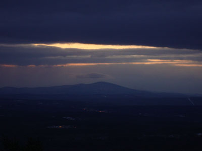 Slight sunset colors around Kearsarge Mountain as seen from near the summit of Piper Mountain - Click to enlarge