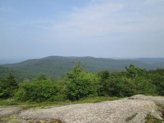 Looking at the central Belknaps near the summit of Piper Mountain - Click to enlarge