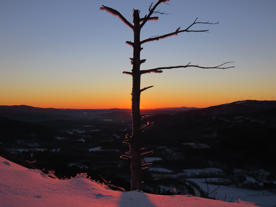 The sunrise from Rattlesnake Mountain - Click to enlarge