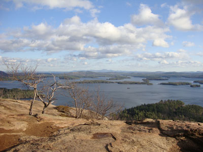 Looking at the Belknaps from West Rattlesnake - Click to enlarge