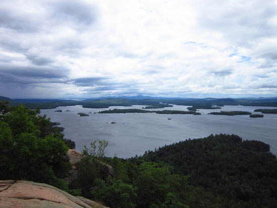 Looking at the Belknaps from the West Rattlesnake ledges - Click to enlarge