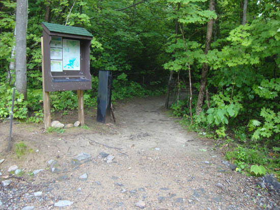 The Old Bridle Path trailhead at the back of the parking area