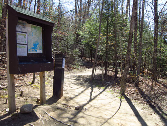 The Old Bridle Path trailhead at the back of the parking area