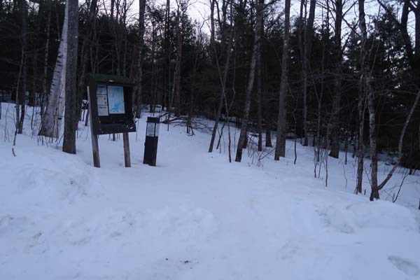 The Old Bridle Path trailhead at the back of the parking area