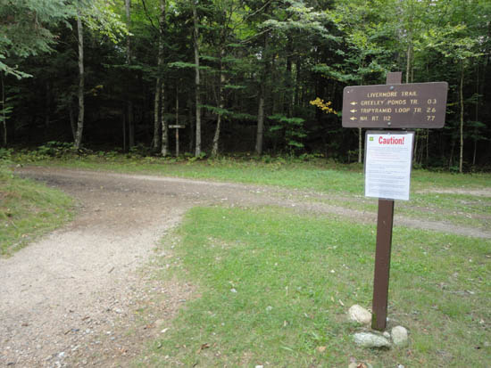 The Livermore Road/Trail trailhead at the Livermore parking area