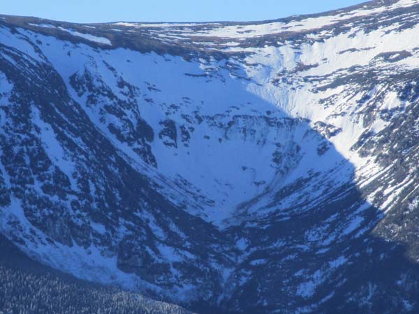Tuckerman Ravine as seen from Wildcat D - Click to enlarge