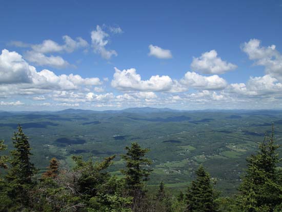 Looking northwest toward Killington from the Ascutney observation tower - Click to enlarge