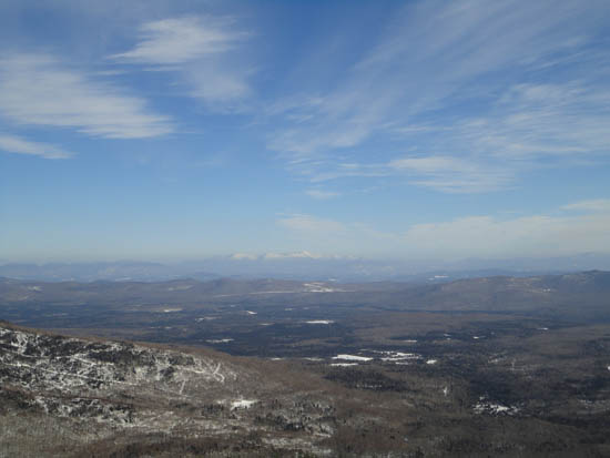 Looking southeast at the Presidentials from the Burke Mountain firetower - Click to enlarge