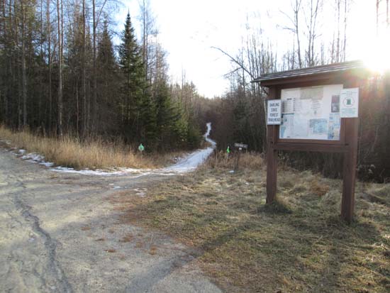 The Red Trail trailhead at the lowest ski area parking lot