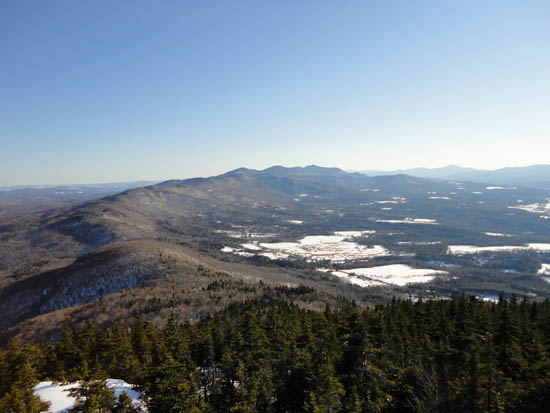 Looking south at the Worcestor Range from the Elmore Mountain fire tower - Click to enlarge