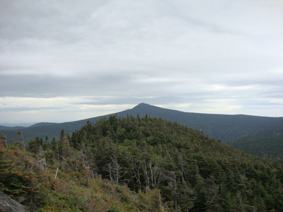 Looking at Killington from the ledgy crag just east of Mendon Peak - Click to enlarge